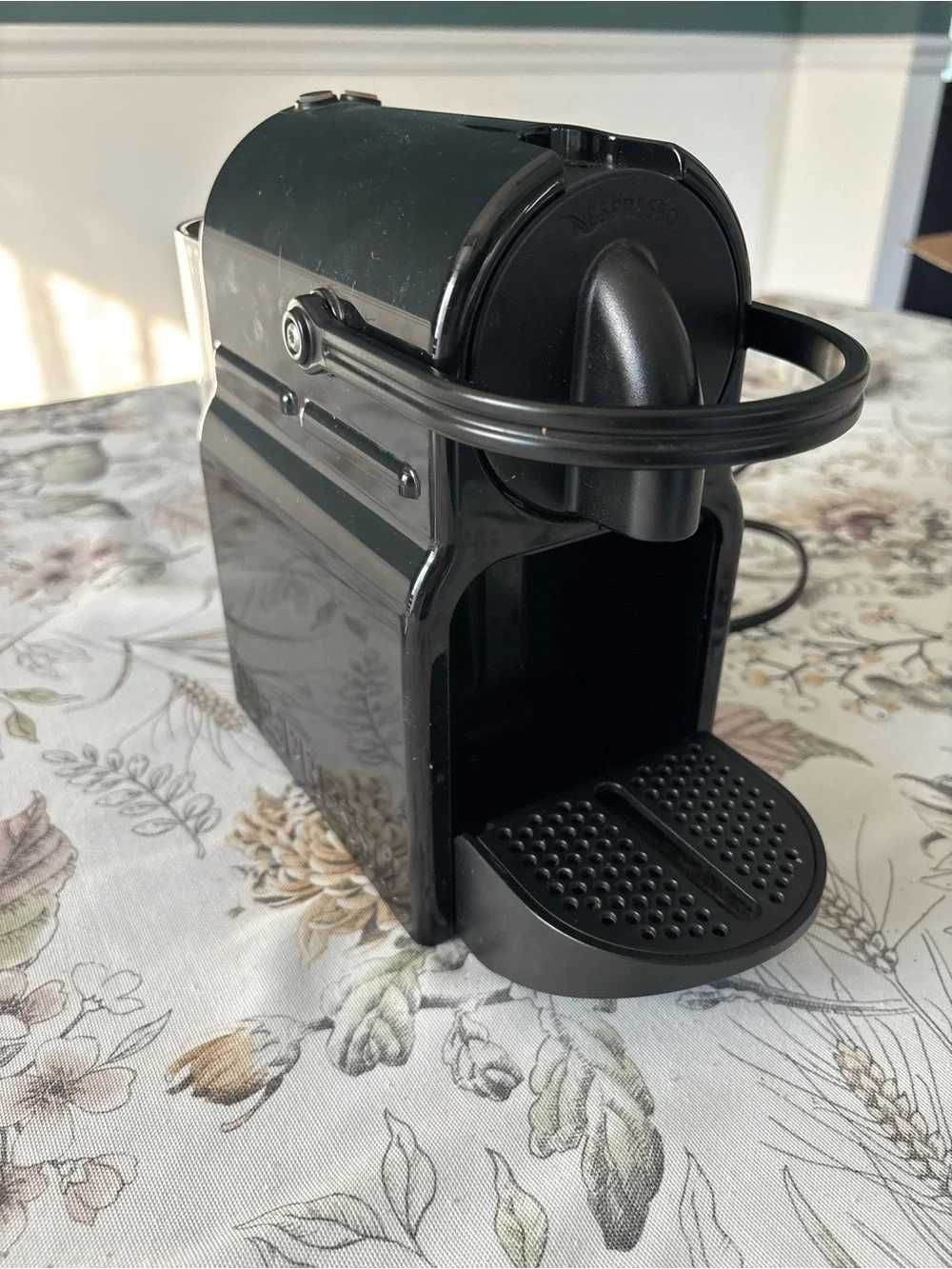 Nespresso Black Compact Espresso Capsule Machine